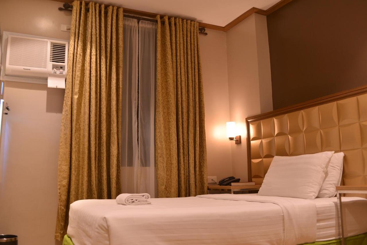 Robertson Hotel Naga  Cameră foto